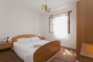 House, Smoking | 2 bedrooms
