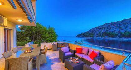 Holiday Houses, Villas Silva - With Pool and Great View