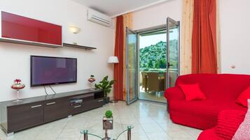 House, Smoking | 4 bedrooms