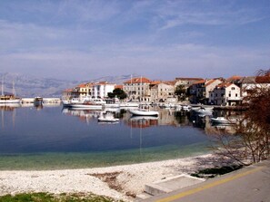 Apartment, Smoking | 2 bedrooms - Apartments Vinko - 50 M From the Beach (Postira)
