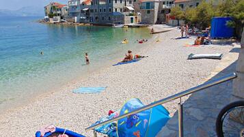 Apartment, Smoking | Exterior