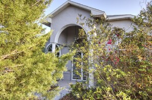 Exterior - Your dream home in Palm Coast near the beach! (Palm Coast)