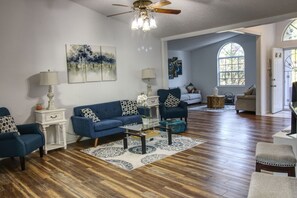 Smart TV - Your dream home in Palm Coast near the beach! (Palm Coast)