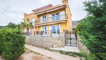 Apartment | Exterior