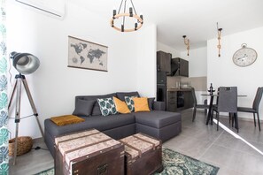 Apartment | 1 bedroom - Apartments Sunny - 100 m From sea (Kastela)