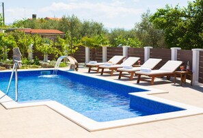 Room - Holiday Houses, Villas Villa Bodulova (Dobrinj)