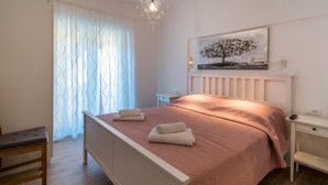 Room - Holiday Houses, Villas Priroda (Vrbnik)