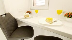Unclassified image, 3 of 18, button - Apartments Jele - Perfect Location (Split)