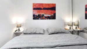 Unclassified image, 2 of 18, button - Apartments Jele - Perfect Location (Split)