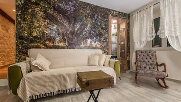 Apartment, Smoking | 4 bedrooms
