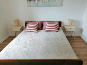 House | 2 bedrooms - Holiday Houses, Villas Dragi - Right Next to the Beach (Sibenik)