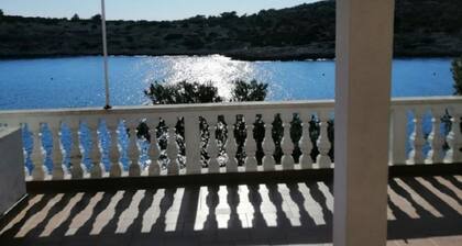 Holiday Houses, Villas Dragi - Right Next to the Beach