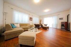 4 عدّة غرف نوم