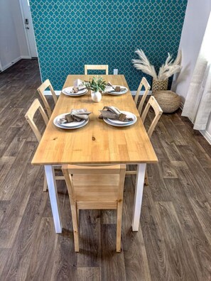 Dining - Private, Georgetown Escape! 4BD/2.5BA (Georgetown)