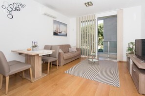 Apartment | 1 bedroom - Apartments Andel - Garage Parking (Split)