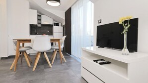 House - Holiday Houses, Villas Villa Milka - Heated Pool (Sveti Filip i Jakov)