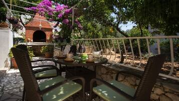 Apartment, Smoking | 2 bedrooms