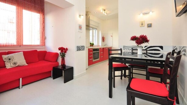 Apartment - Apartments Ginestra - Central, Cosy and Modern (Split)