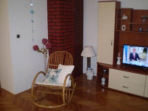 Apartamento, para fumantes | 3 quartos