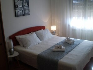 Apartamento, para fumantes | 3 quartos
