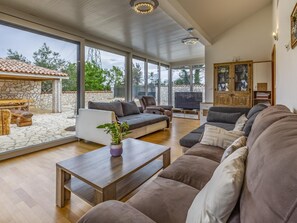 House - Holiday Houses, Villas Vera - With Pool (Liznjan)