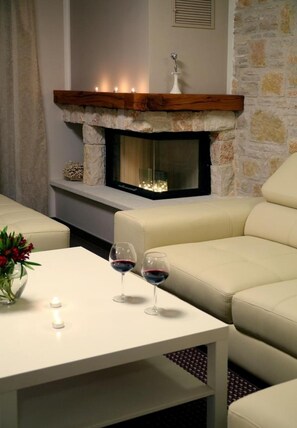 House | 3 bedrooms - Holiday Houses, Villas Berna 2 - Pool House (Malinska-Dubasnica)