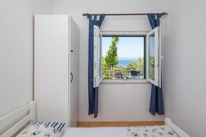 3 عدّة غرف نوم