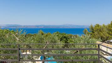 House, Smoking | 3 bedrooms