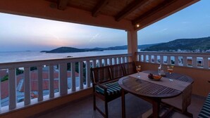 Unclassified image, 3 of 23, button - Holiday Houses, Villas Ante - With Pool & gym (Rogoznica)