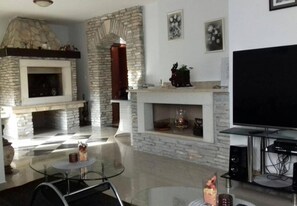 House - Holiday Houses, Villas Draga - With Pool (Pula)