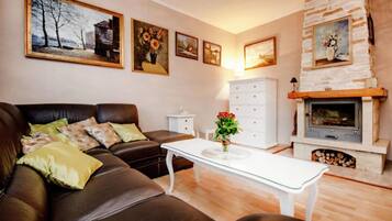 House, Smoking | 2 bedrooms