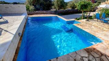 House, Smoking | 2 bedrooms