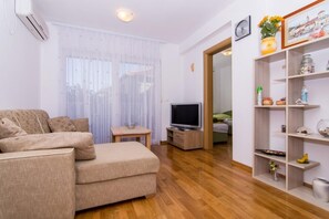 Apartamento, para fumantes | 2 quartos