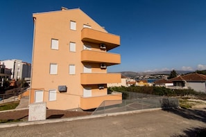Apartamento, para fumantes | Fachada