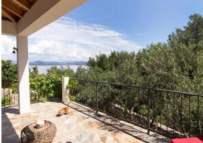 House | Exterior - Holiday Houses, Villas Jagoda - Next to the sea (Solta)