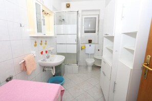 Apartment | 3 bedrooms - Apartments Dani-free Parking (Dugi Rat)