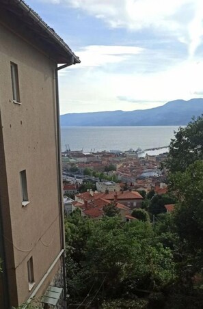 Apartment | Exterior - Apartments Martina - Modern With View (Rijeka)