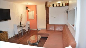 Unclassified image, 2 of 14, button - Apartments Ive - With Terrace (Zagreb)