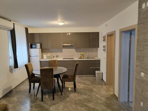 Room - Apartments Juli - Modern (Vir)