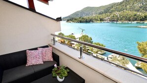 Unclassified image, 4 of 24, button - Apartments Leo - sea View & Comfortable (Ploce)