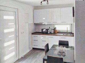 Apartment, Smoking | 2 bedrooms