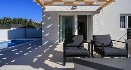 Holiday Houses, Villas Kreso - With Pool