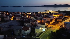 Room - Holiday Houses, Villas Kreso - With Pool (Sibenik)