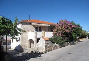 3 عدّة غرف نوم