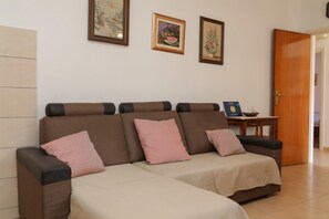 Apartamento, para fumantes | 3 quartos