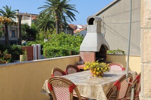 Apartamento, para fumantes | 3 quartos