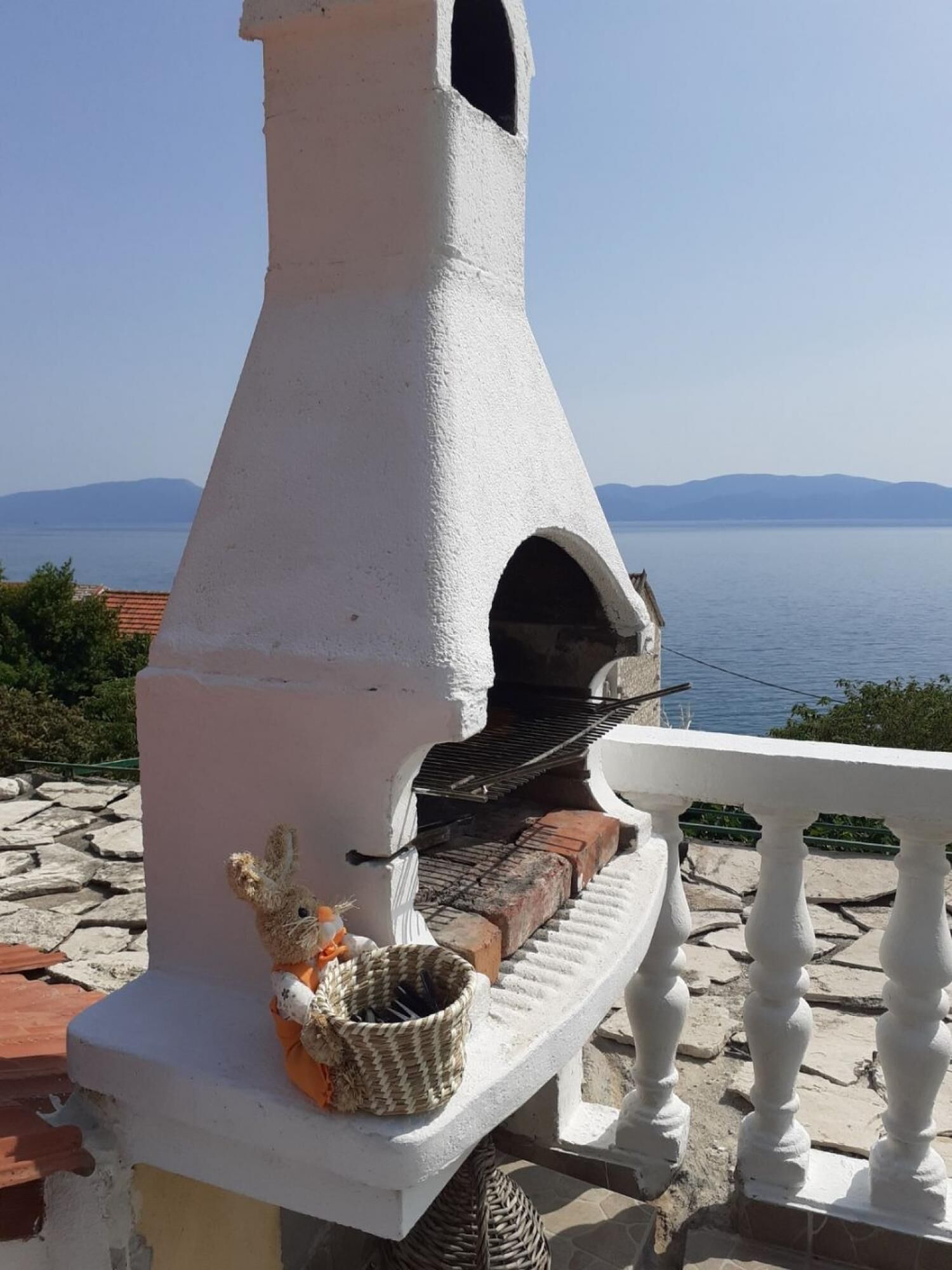 Apartment, Smoking | Exterior