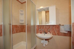 Apartment | 3 bedrooms - Apartments Fila - Large & Close to the Beach (Makarska)