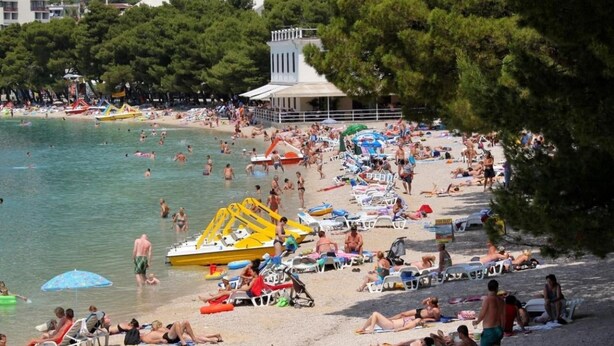 Unclassified image, 1 of 22, button - Apartments Fila - Large & Close to the Beach (Makarska)