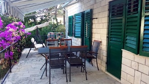 2 bedrooms - Holiday Houses, Villas Dragan - 50m From sea (Supetar)